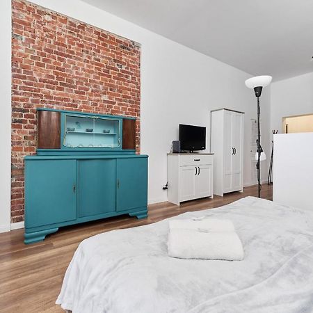 Dominikanska Old Town Studio W Kamienicy By Noclegi Renters Вроцлав Экстерьер фото