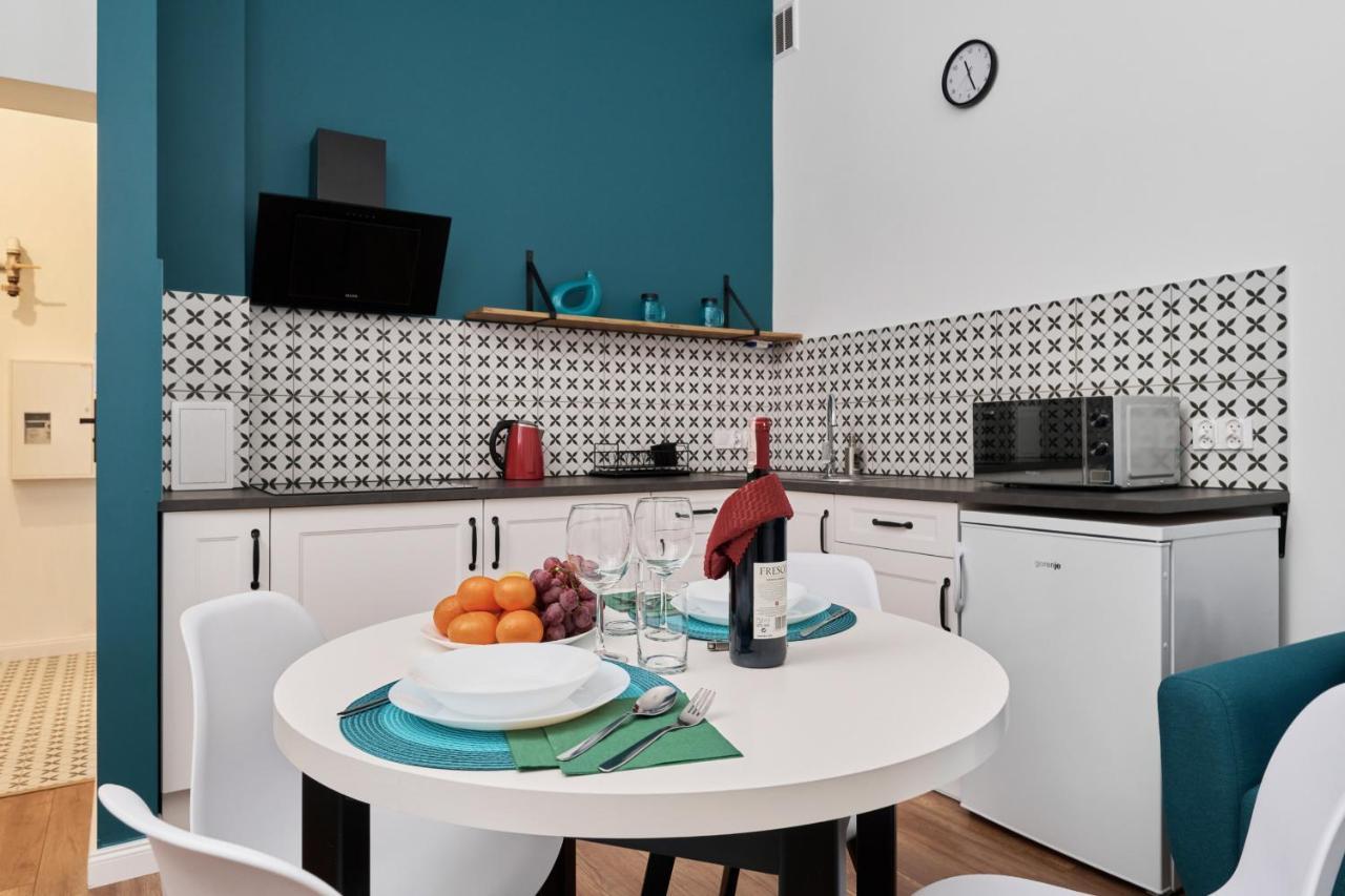 Dominikanska Old Town Studio W Kamienicy By Noclegi Renters Вроцлав Экстерьер фото